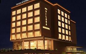 Hotel Vilasa International